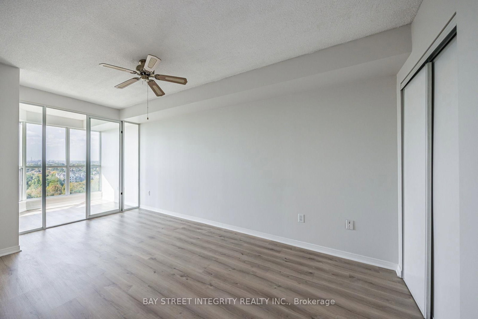2177 Burnhamthorpe Road W, Unit 1606 - Photo 13
