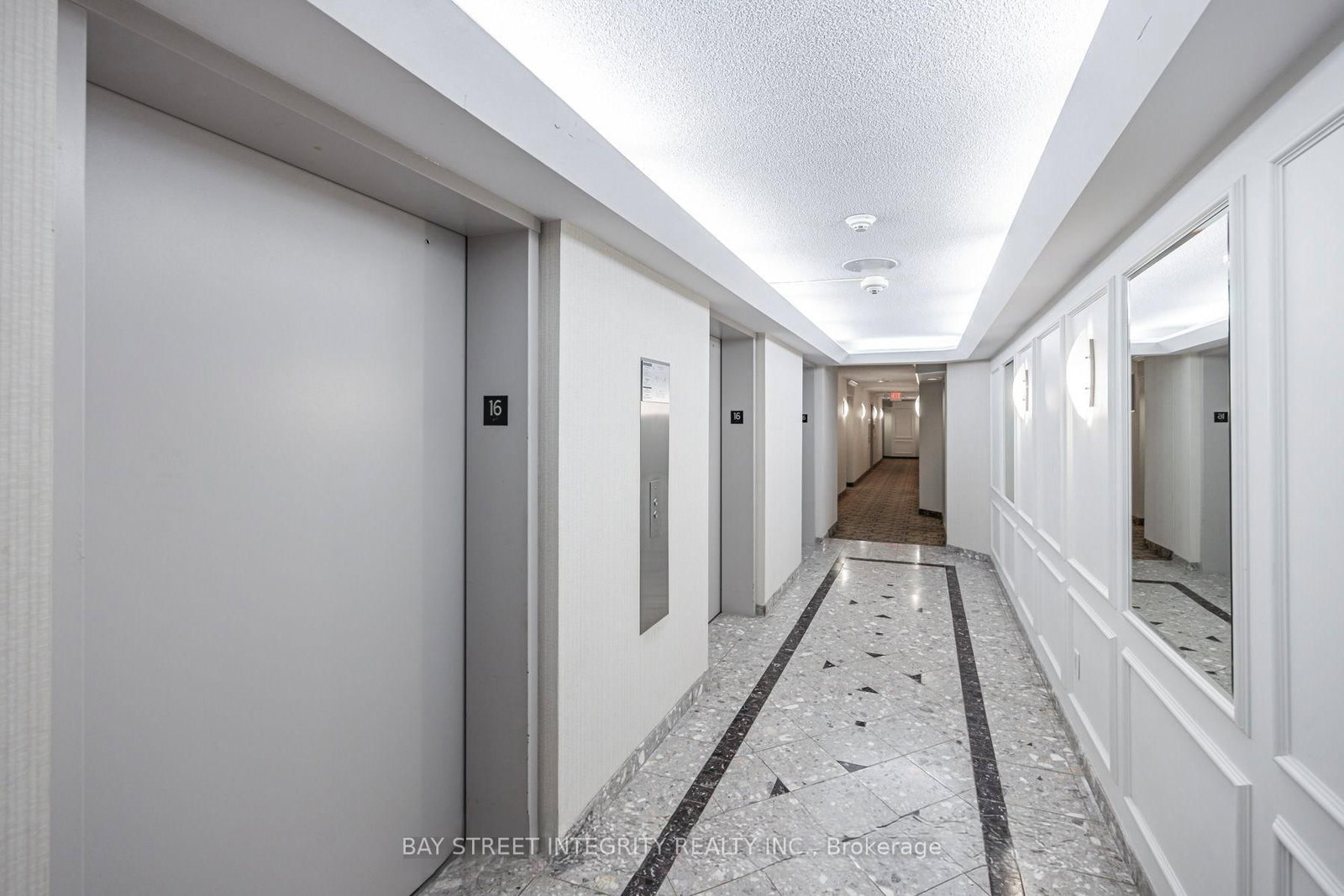 2177 Burnhamthorpe Road W, Unit 1606 - Photo 3