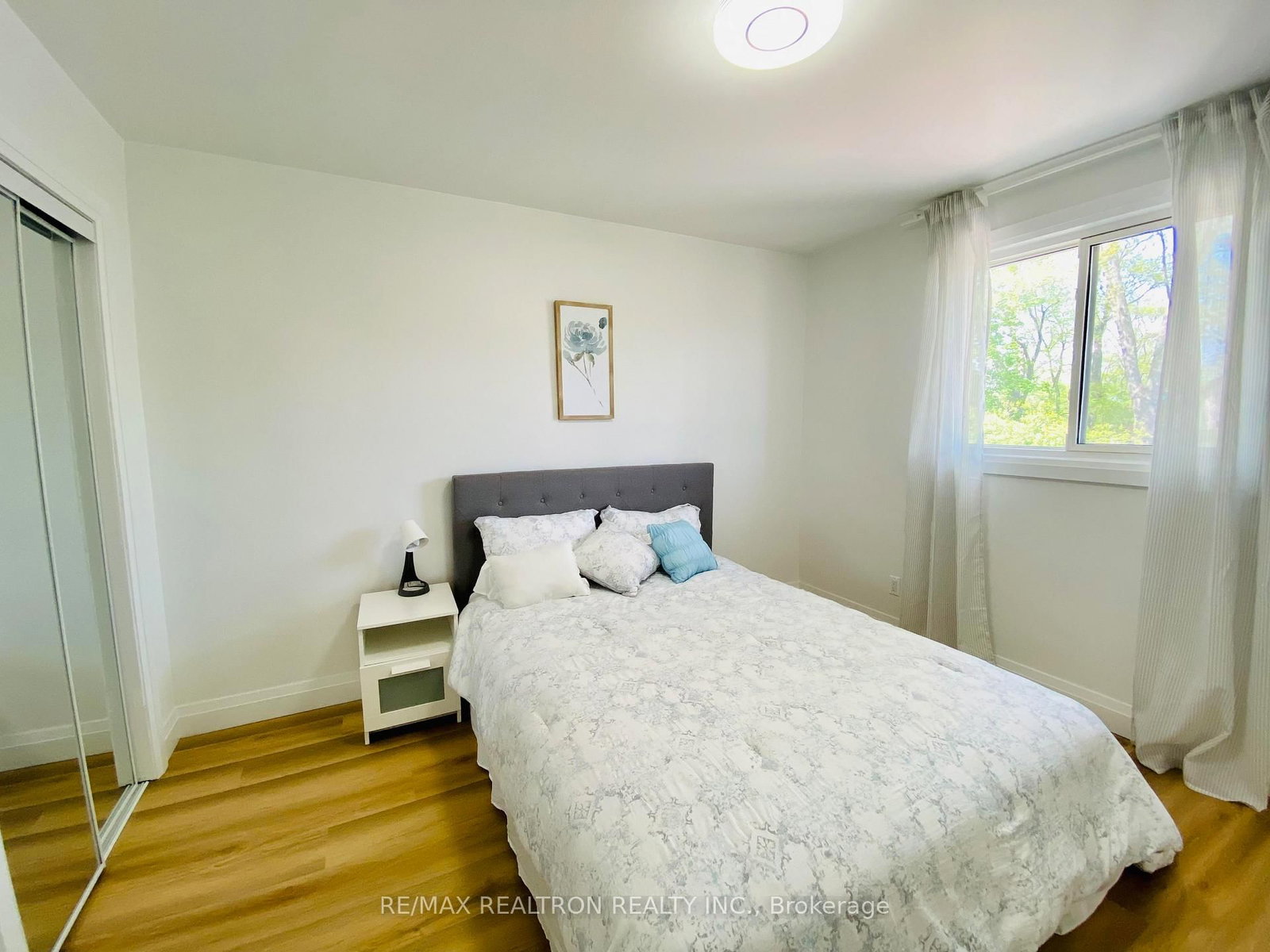 63 MISSISSAUGA Road, Unit 2 - Photo 7