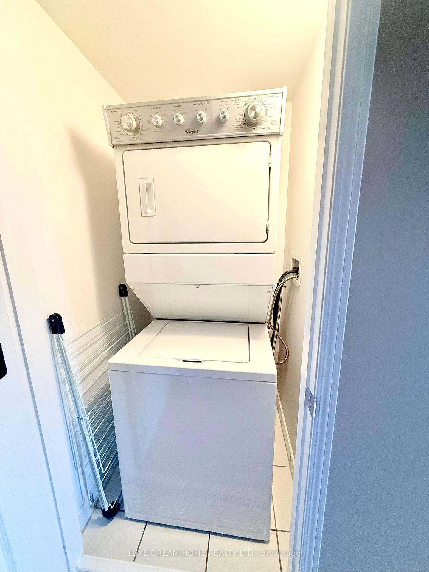 2496 Post Road, Unit 15 - Photo 20