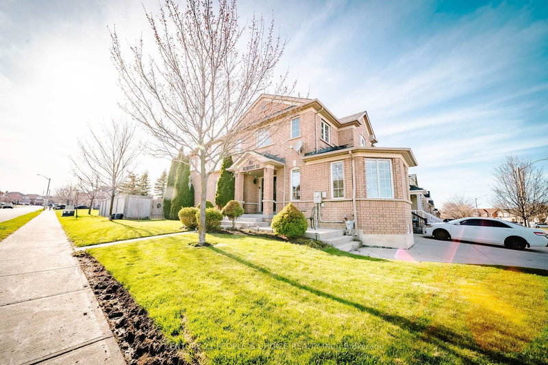 85 Albright Rd, Brampton, L6X 5E3 | Image 2