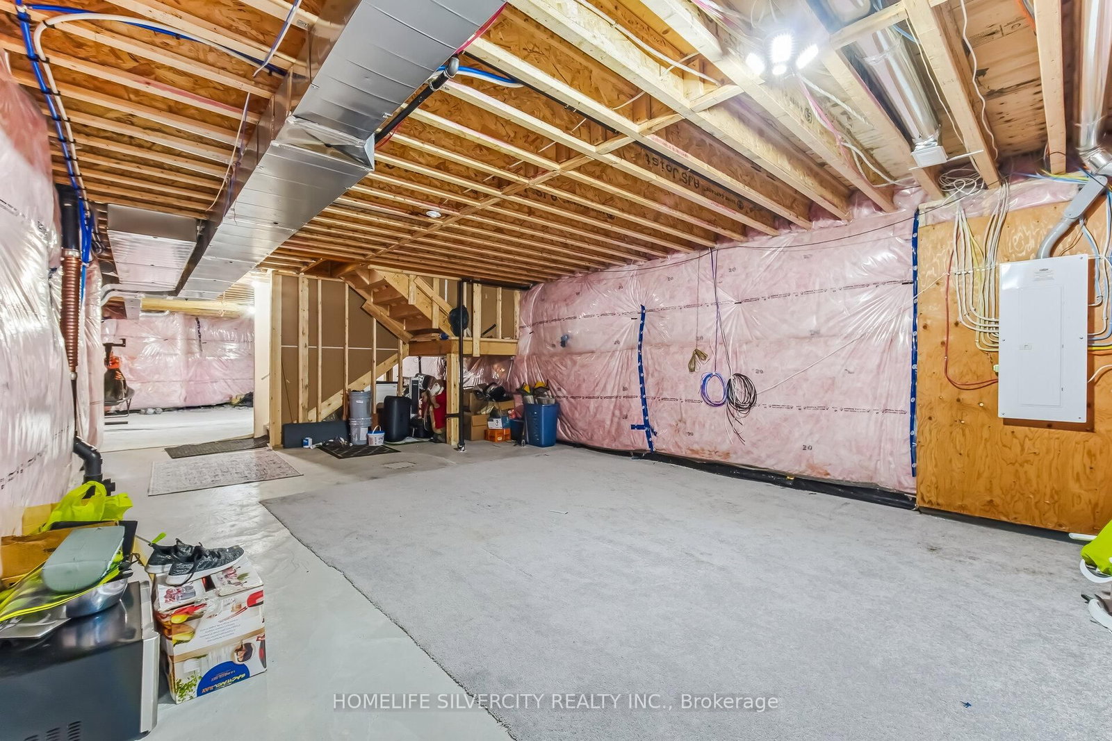 Listing Image 45