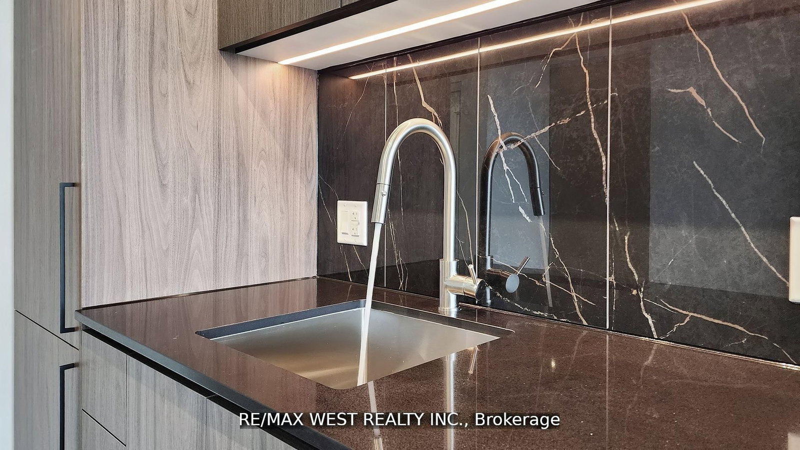 1100 Sheppard Avenue W, Unit 1023 - Photo 16