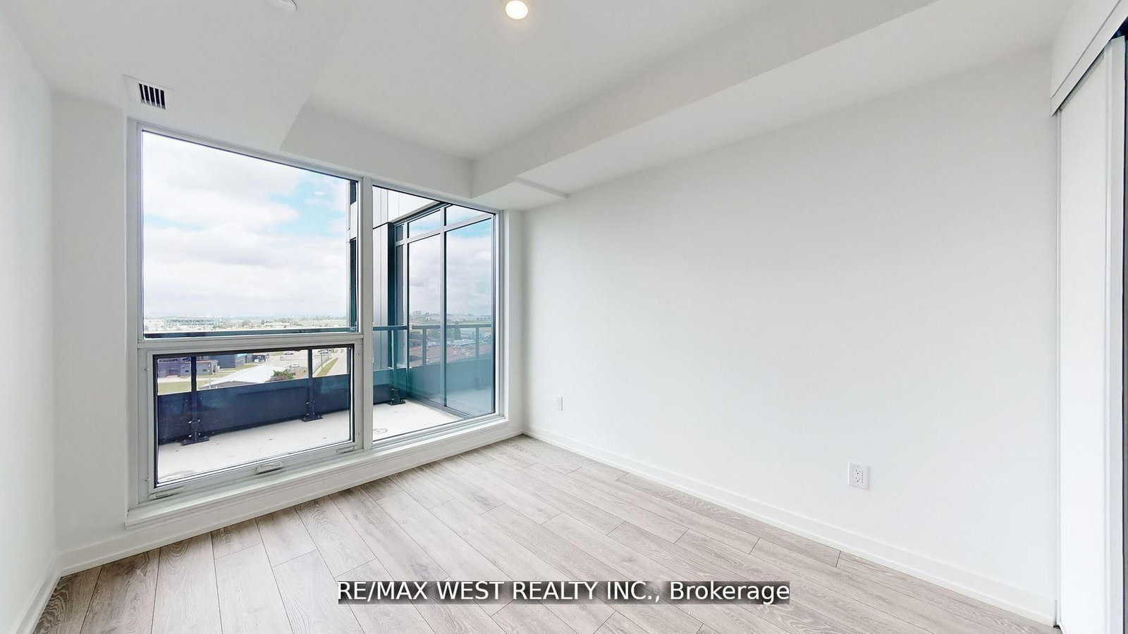 1100 Sheppard Avenue W, Unit 1023 - Photo 19