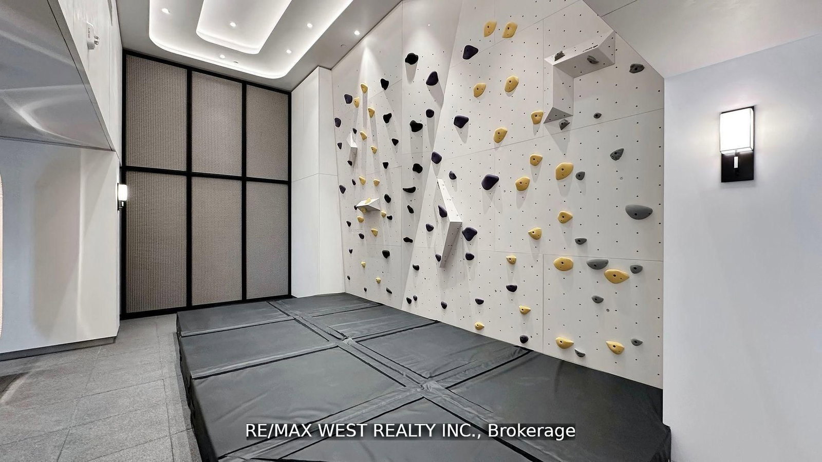 1100 Sheppard Avenue W, Unit 1023 - Photo 37