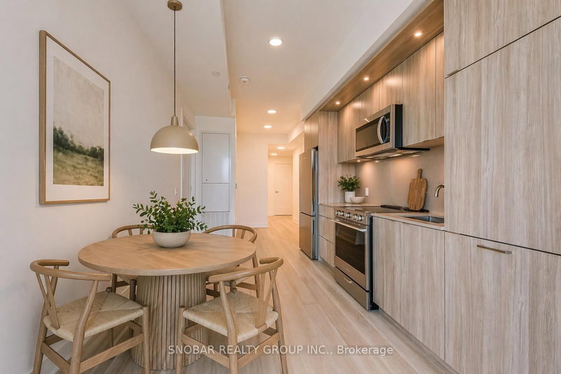 2304 - 60 Central Park Road Way, Toronto, L5R 4E8 | Image 2