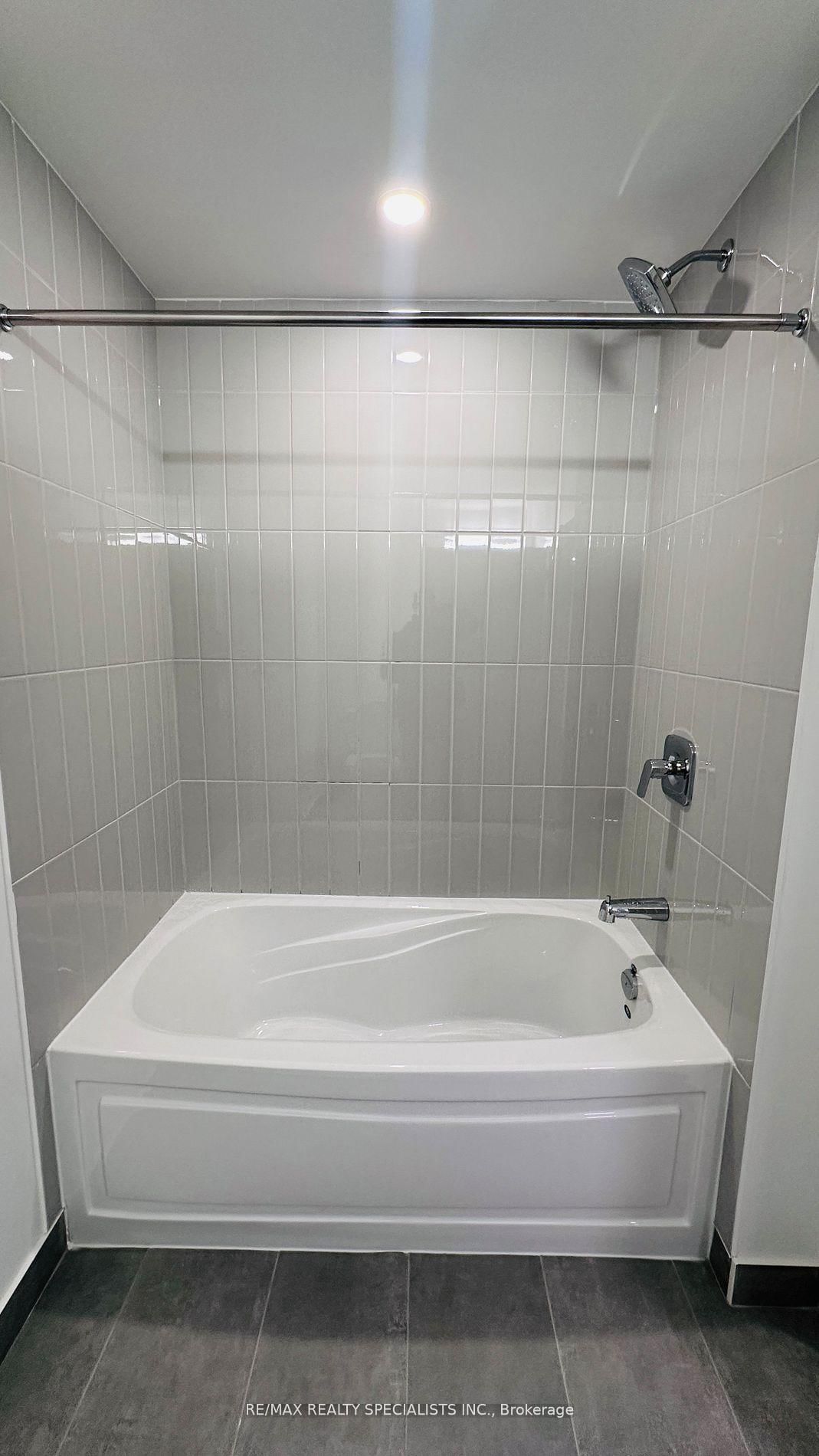 225 Malta Avenue, Unit 2010 - Photo 12