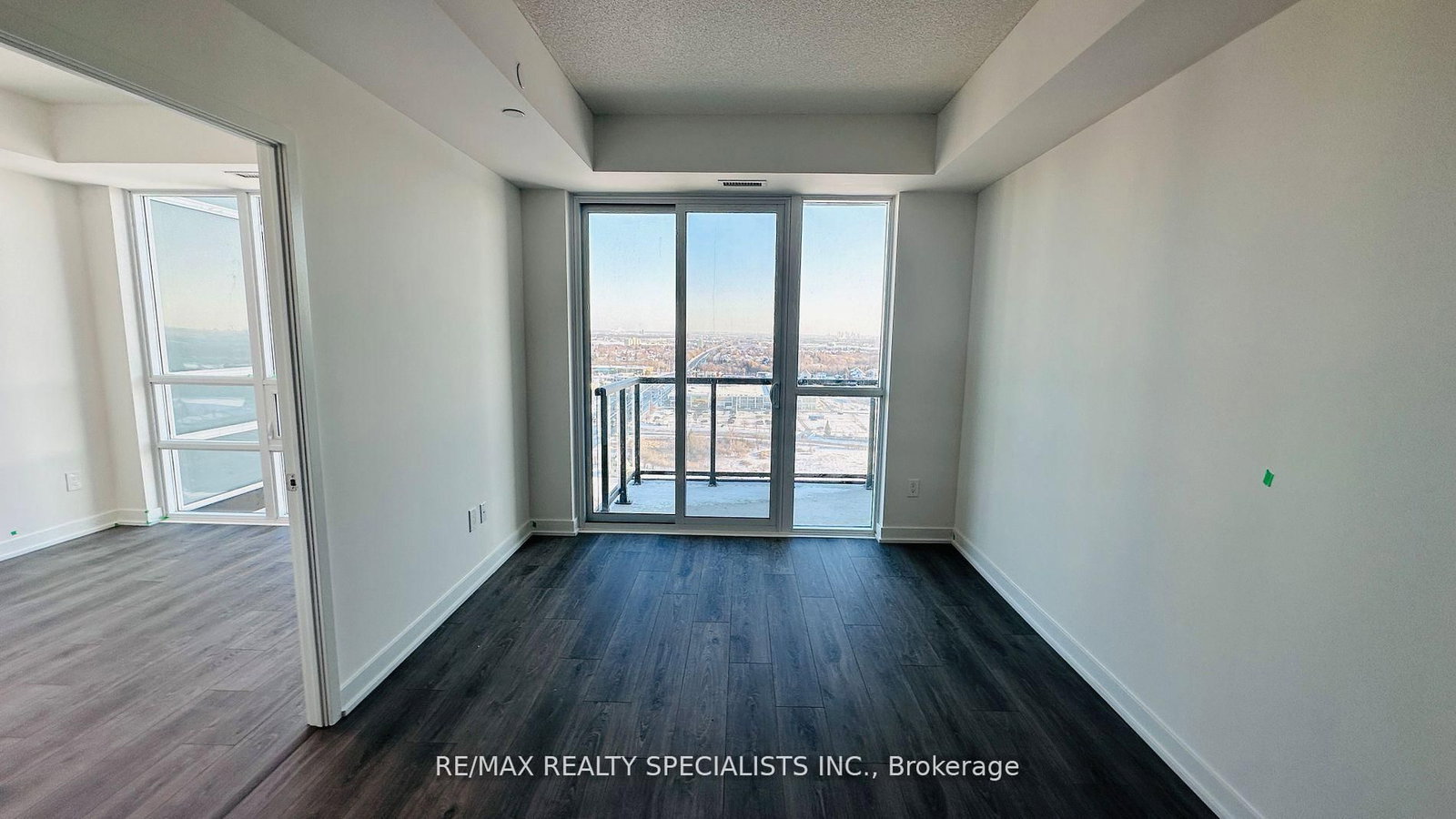 225 Malta Avenue, Unit 2010 - Photo 8