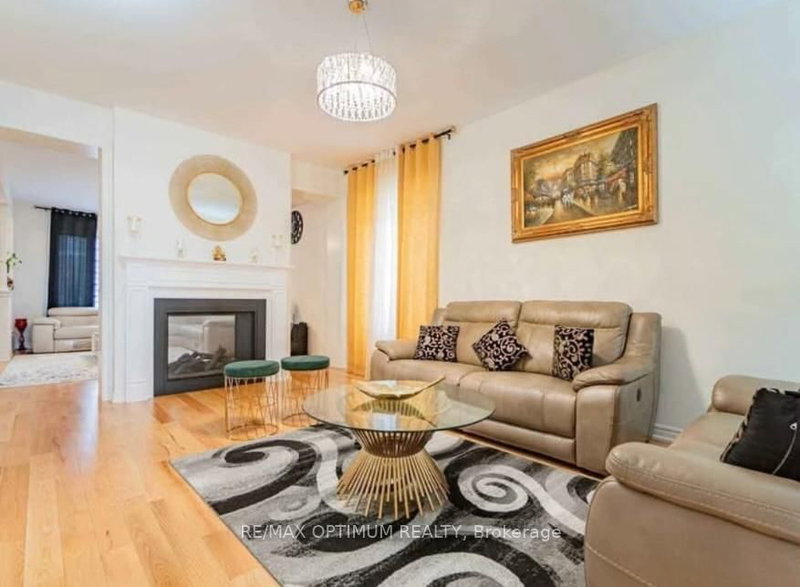 (Upper) - 93 Padbury Tr, Brampton, L7A 4V3 | Image 2