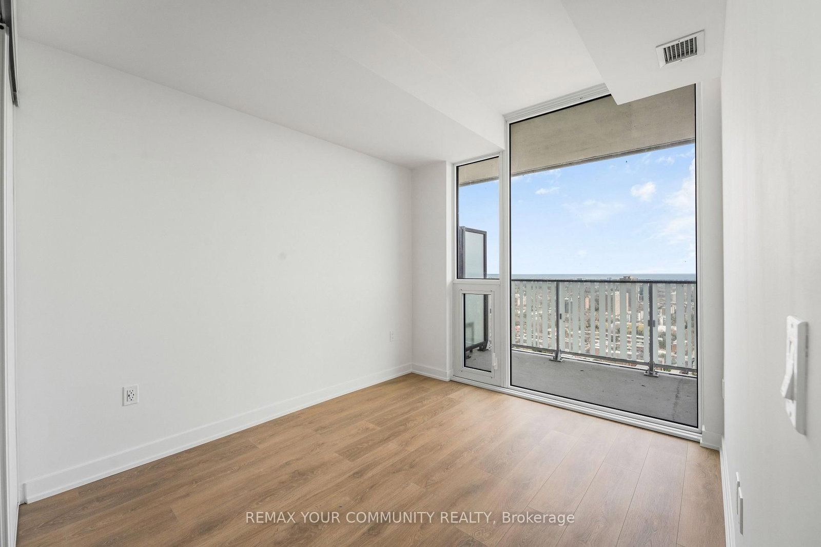 1 Fairview Road E, Unit 2412 - Photo 23