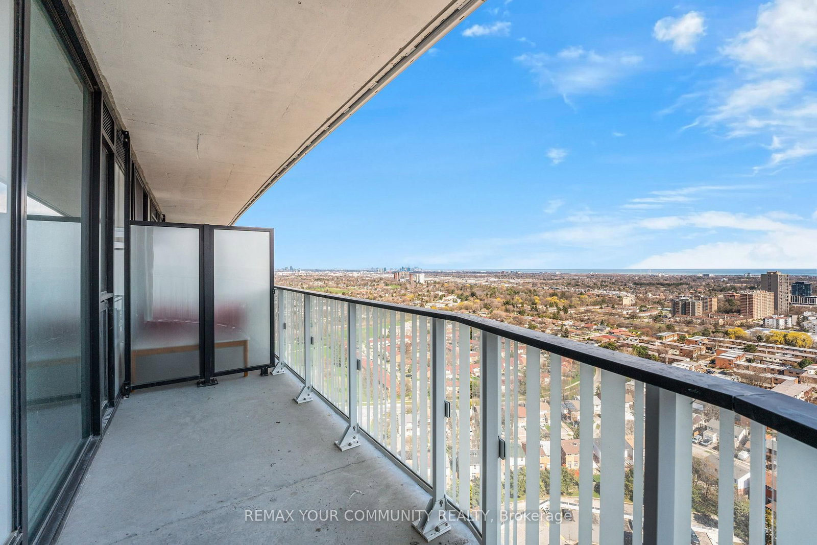 1 Fairview Road E, Unit 2412 - Photo 28