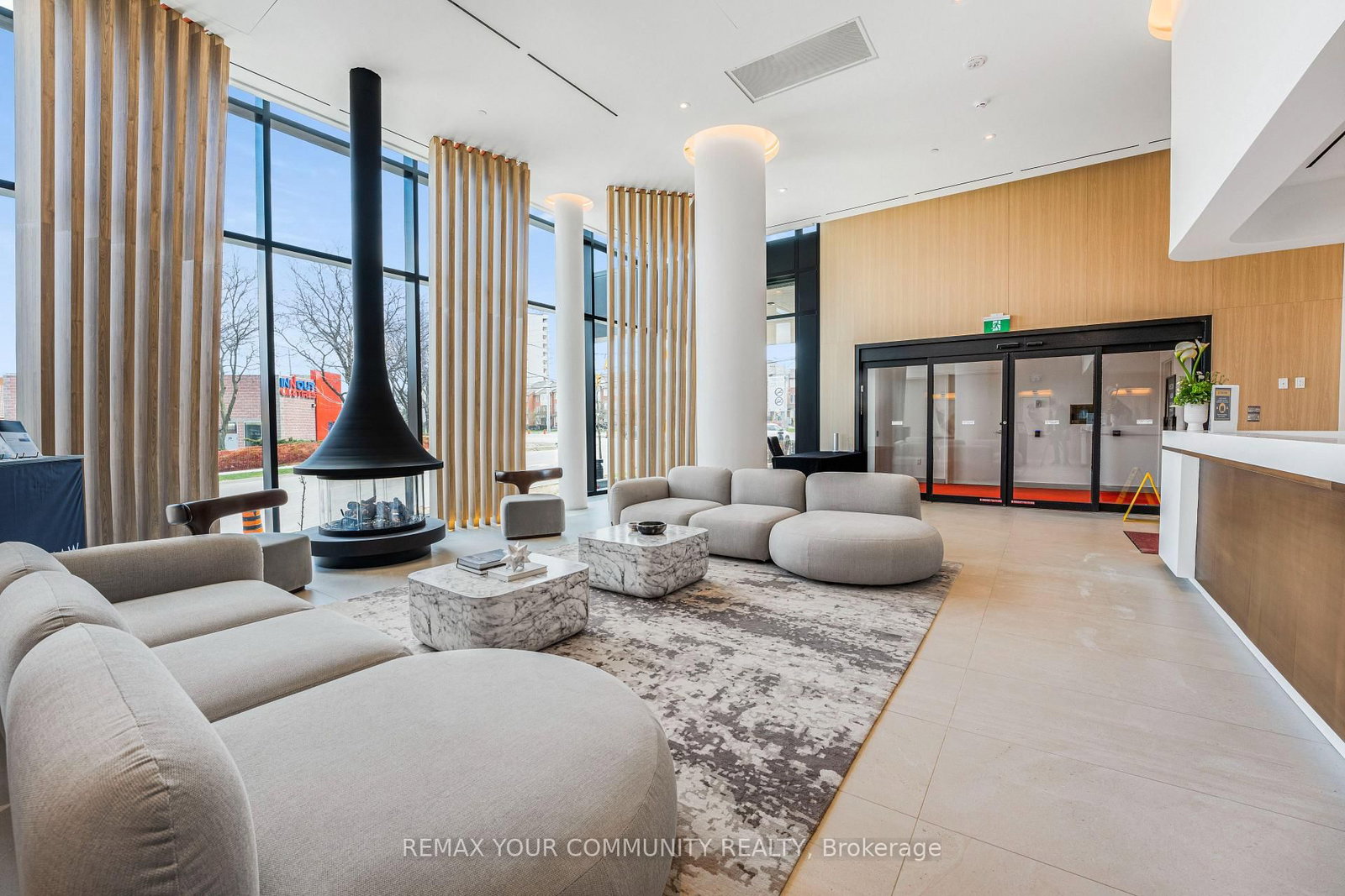 1 Fairview Road E, Unit 2412 - Photo 7