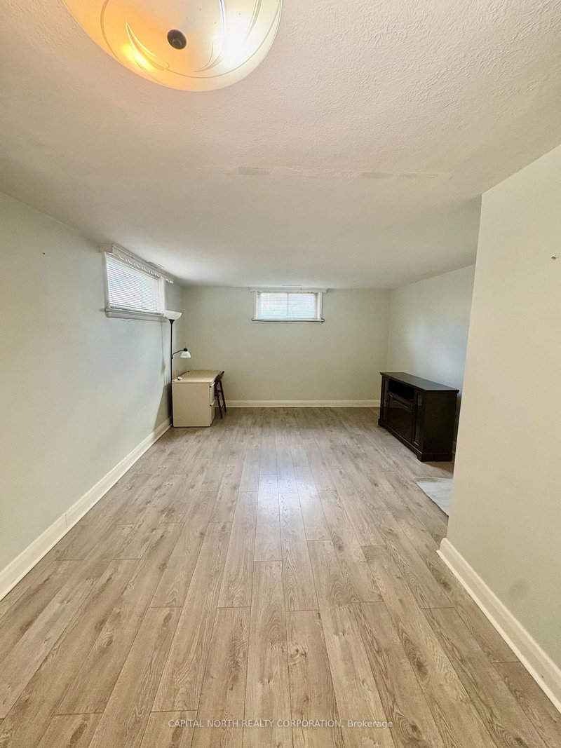 62 Richardson Ave, Toronto, M6M 3R9 | Image 3