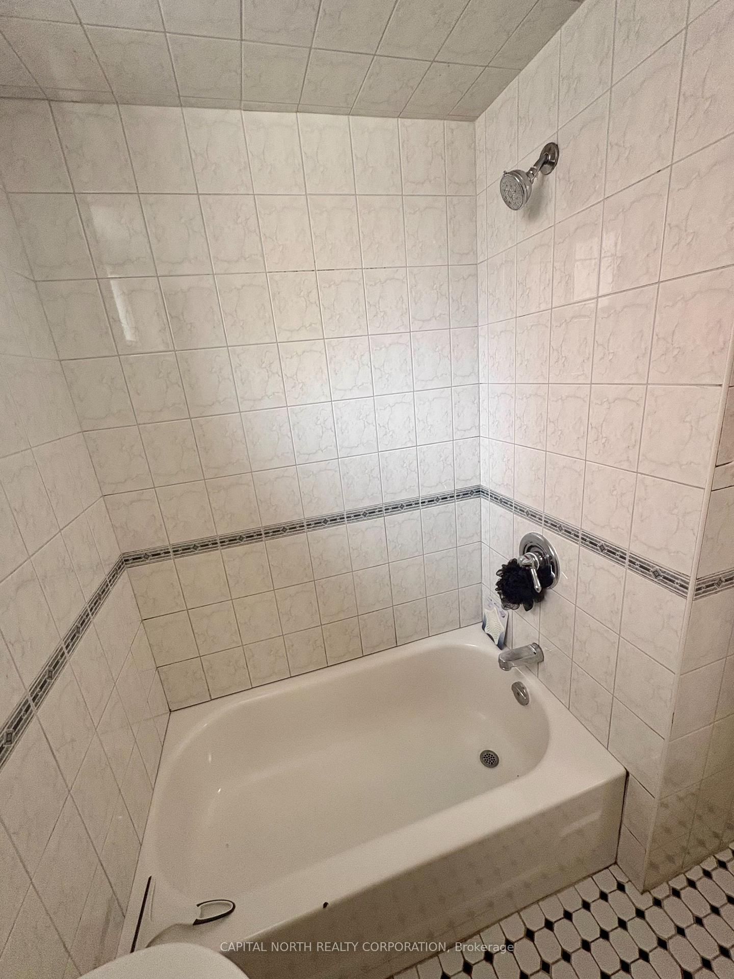 62 Richardson Avenue - Photo 7