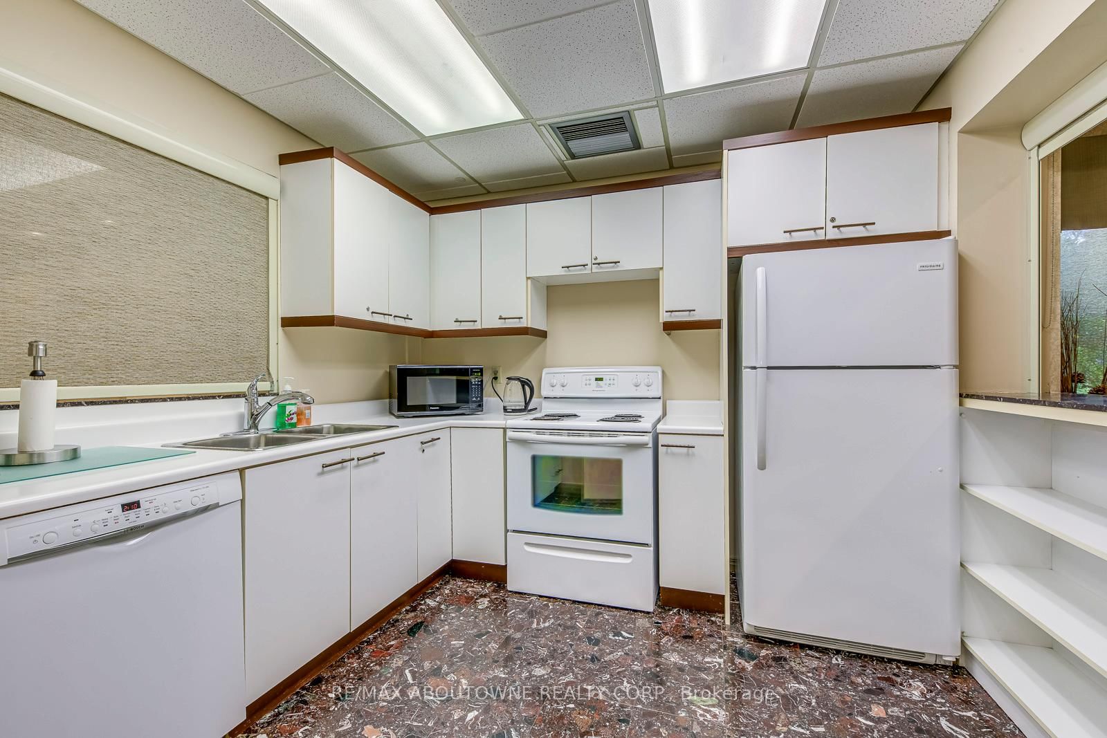 1700 The Collegeway, Unit 613 - Photo 41
