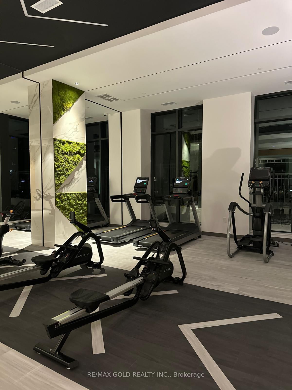 204 Burnhamthrope Road E, Unit 1208 - Photo 9