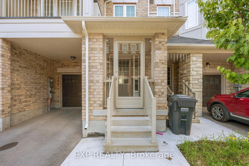 38 Miami Grve, Brampton, L6Z 0H7 | Image 2