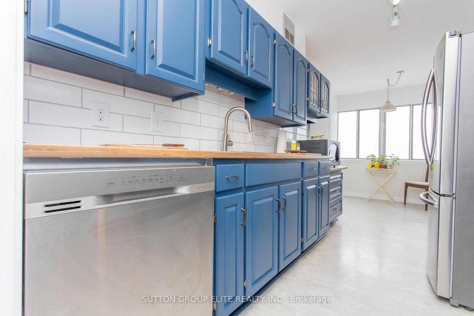 1580 MISSISSAUGA VALLEY Boulevard, Unit 1812 - Photo 19