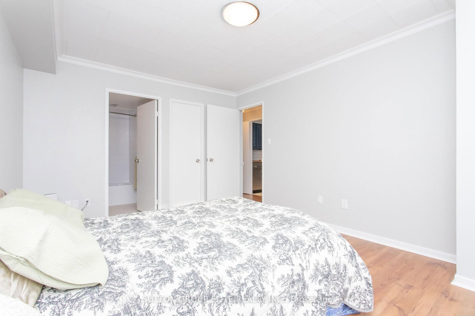 1580 MISSISSAUGA VALLEY Boulevard, Unit 1812 - Photo 23