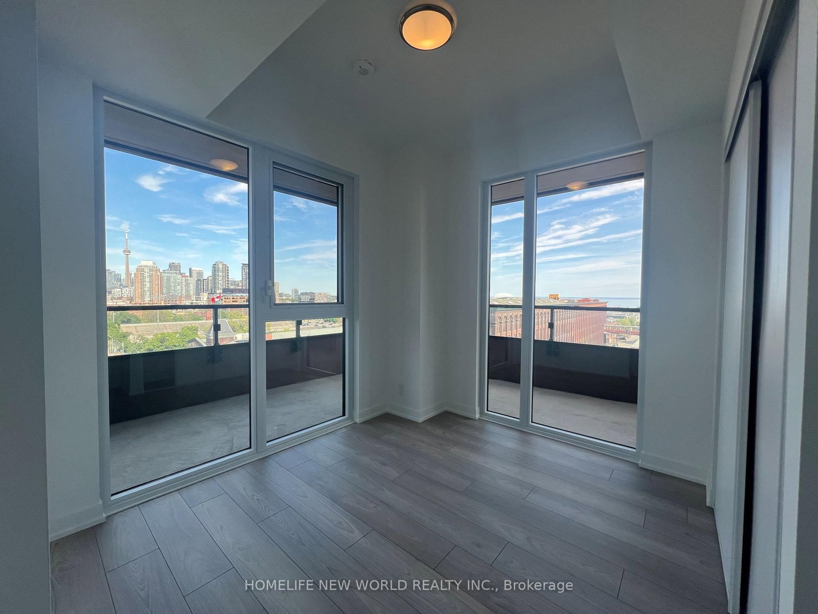 285 Dufferin Street, Unit 811 - Photo 11