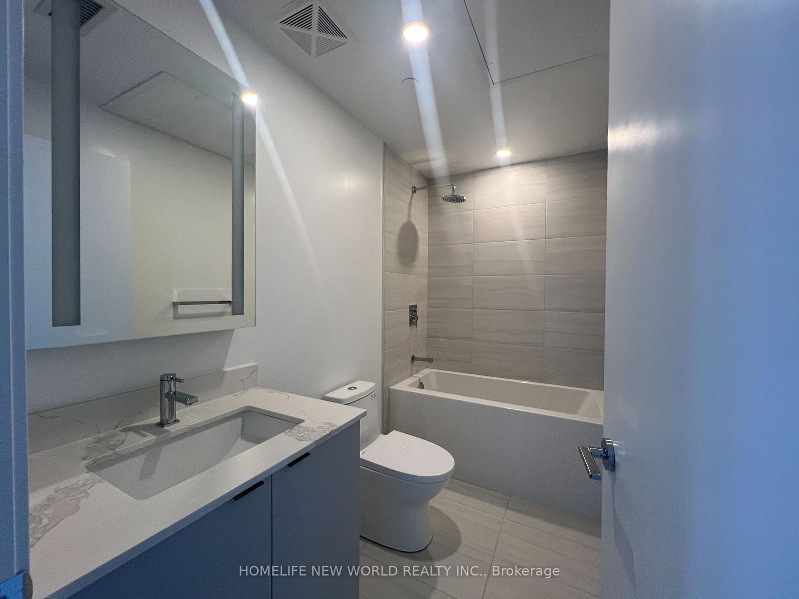 285 Dufferin Street, Unit 811 - Photo 12