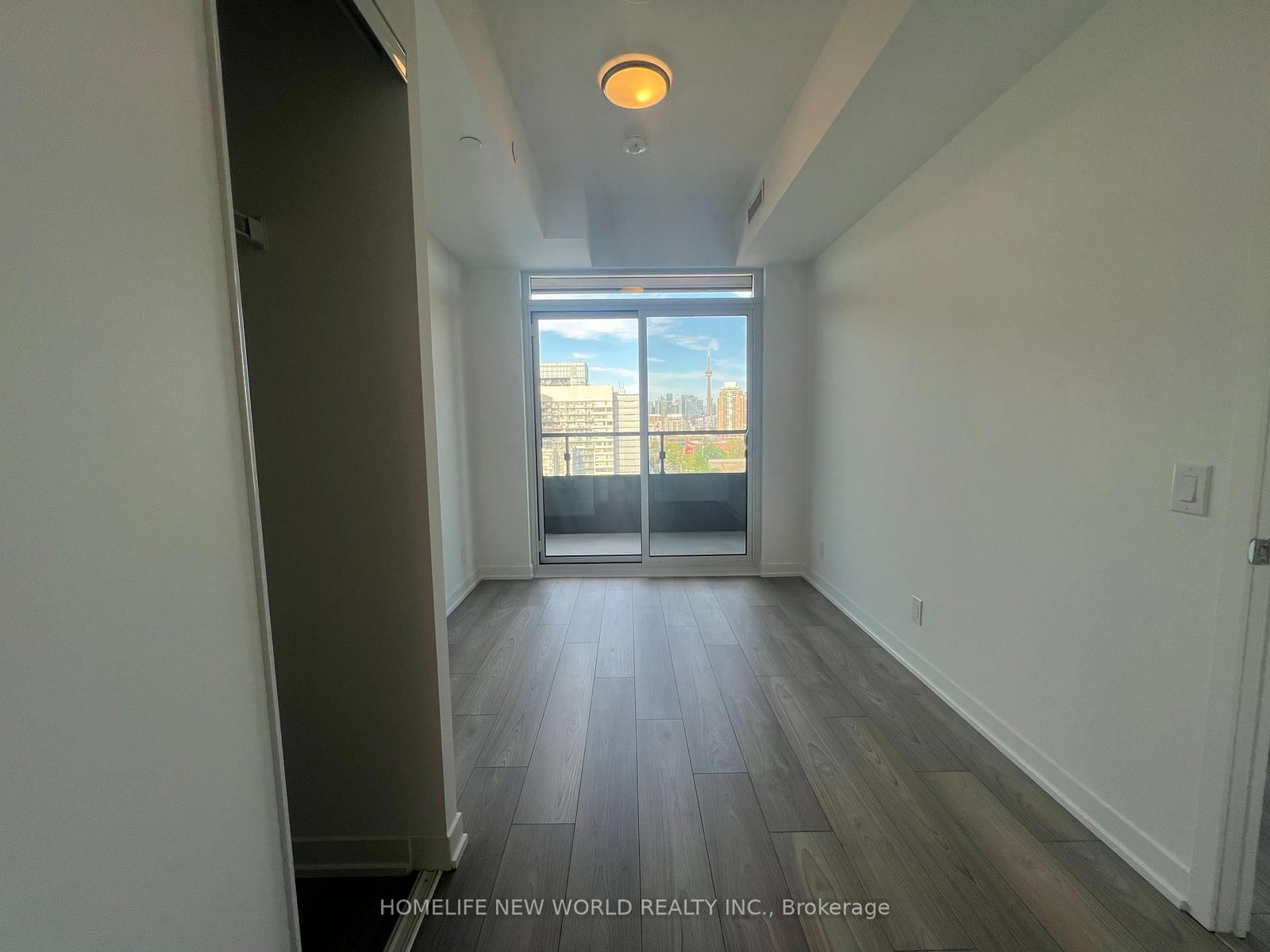 285 Dufferin Street, Unit 811 - Photo 16