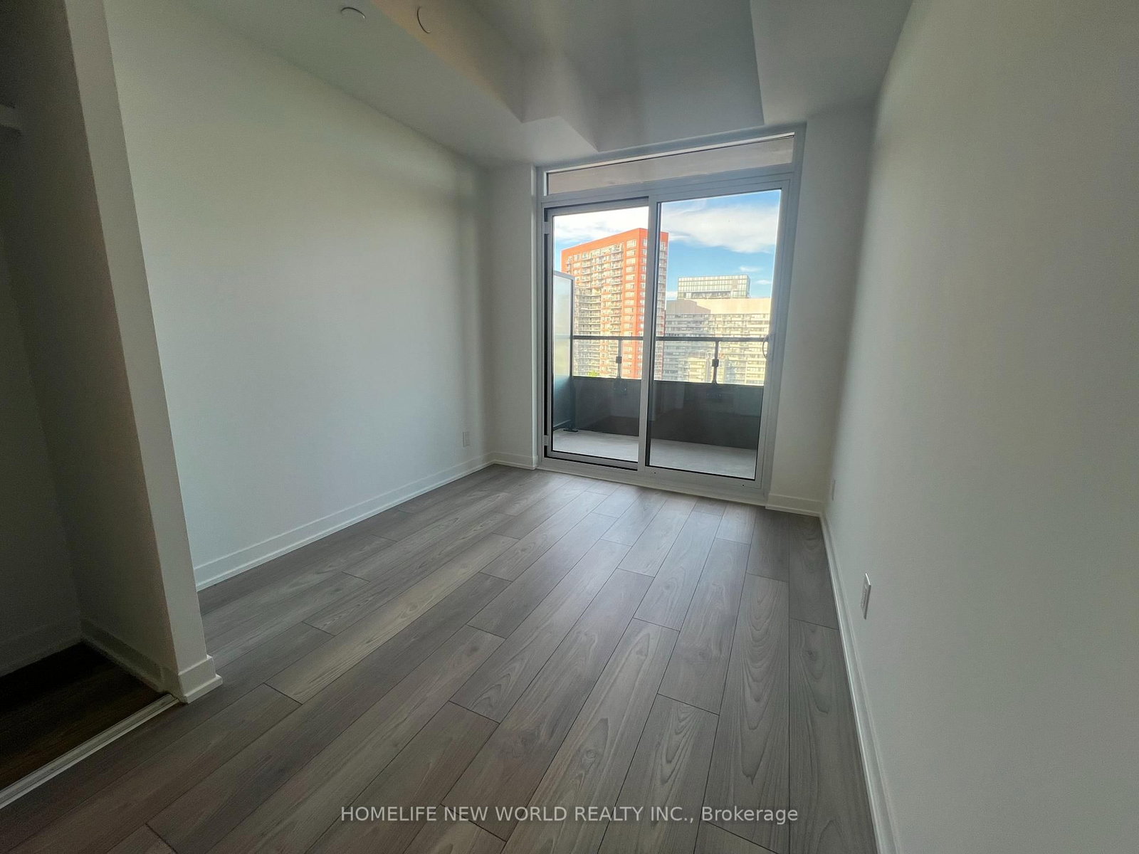 285 Dufferin Street, Unit 811 - Photo 17