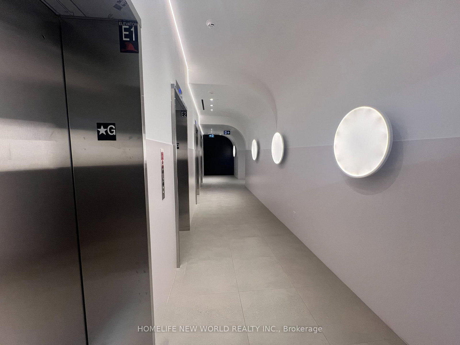 285 Dufferin Street, Unit 811 - Photo 21