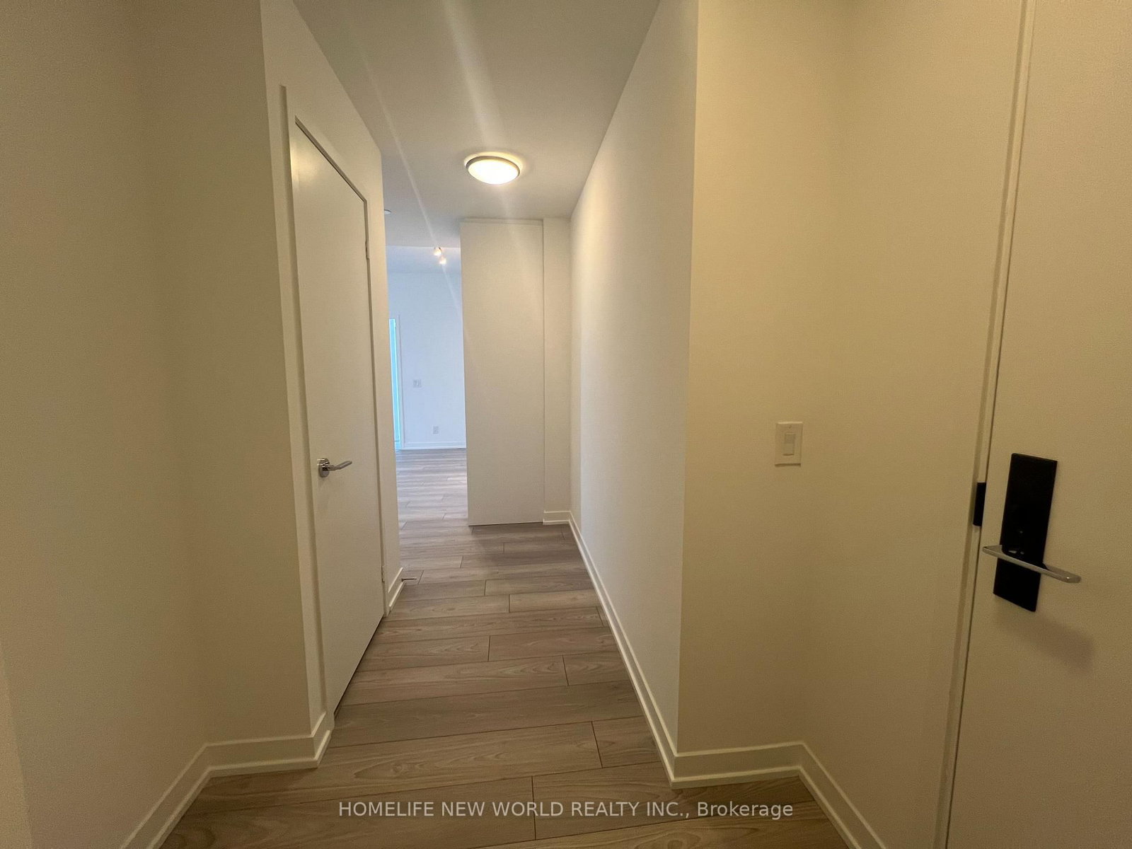 285 Dufferin Street, Unit 811 - Photo 3