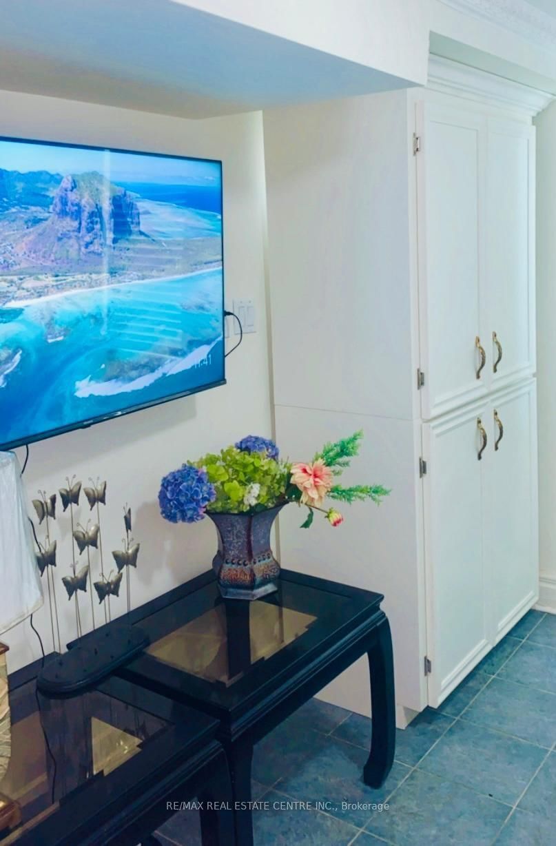 2965 Weston Road, Unit Lower - Photo 10