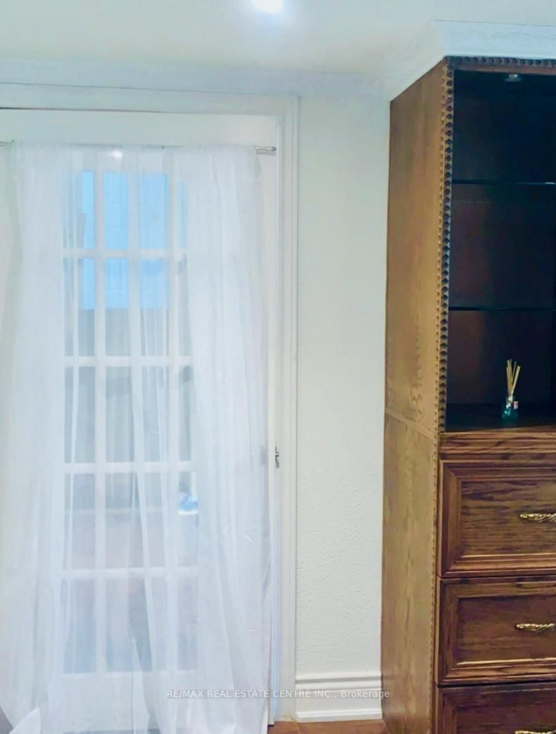 2965 Weston Road, Unit Lower - Photo 18