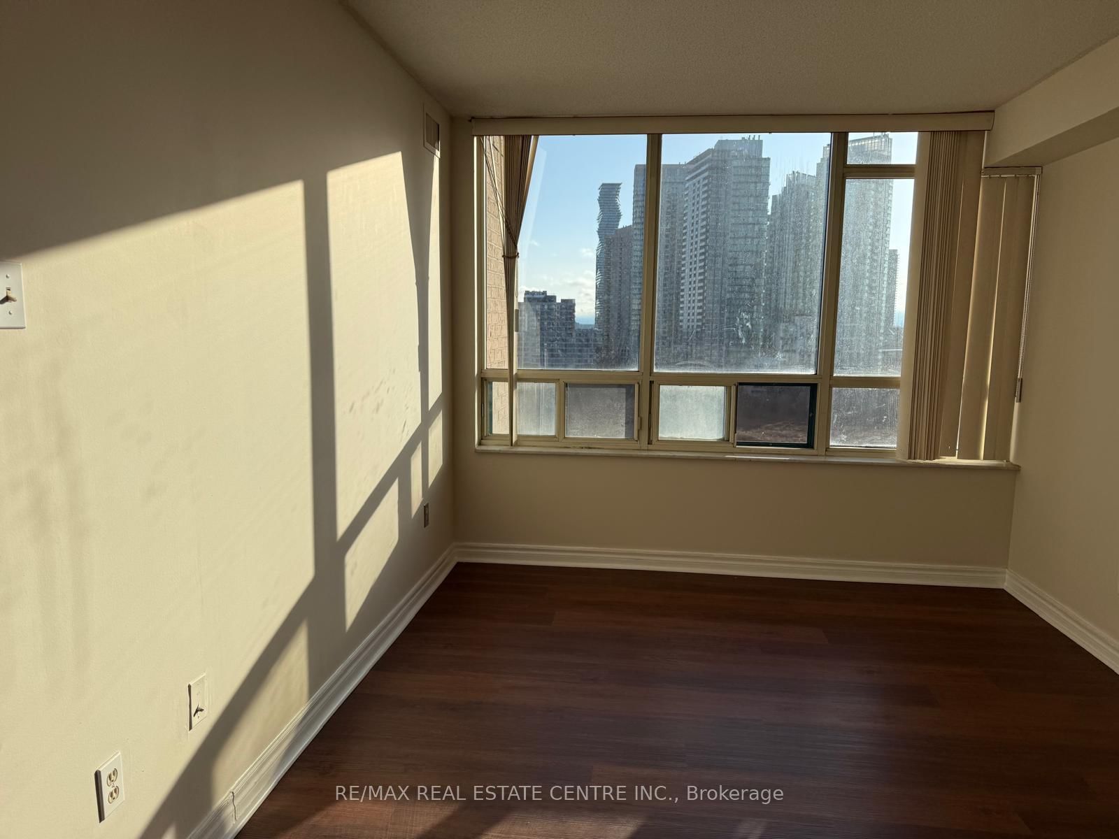 285 Enfield Place, Unit 1508 - Photo 10