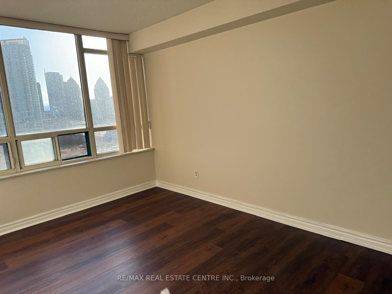 285 Enfield Place, Unit 1508 - Photo 14