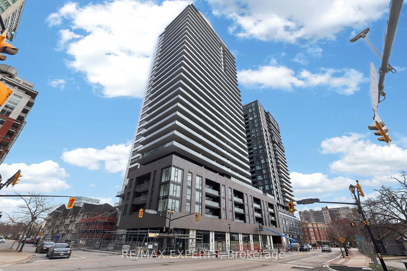 601 - 2075 Lakeshore Rd, Burlington, L7R 1E2 | Image 2