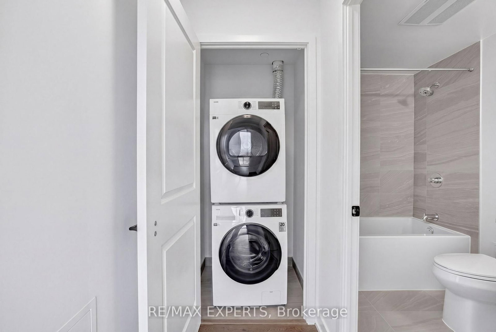 2075 Lakeshore Road, Unit 601 - Photo 30