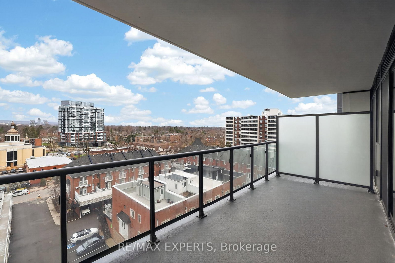 2075 Lakeshore Road, Unit 601 - Photo 32