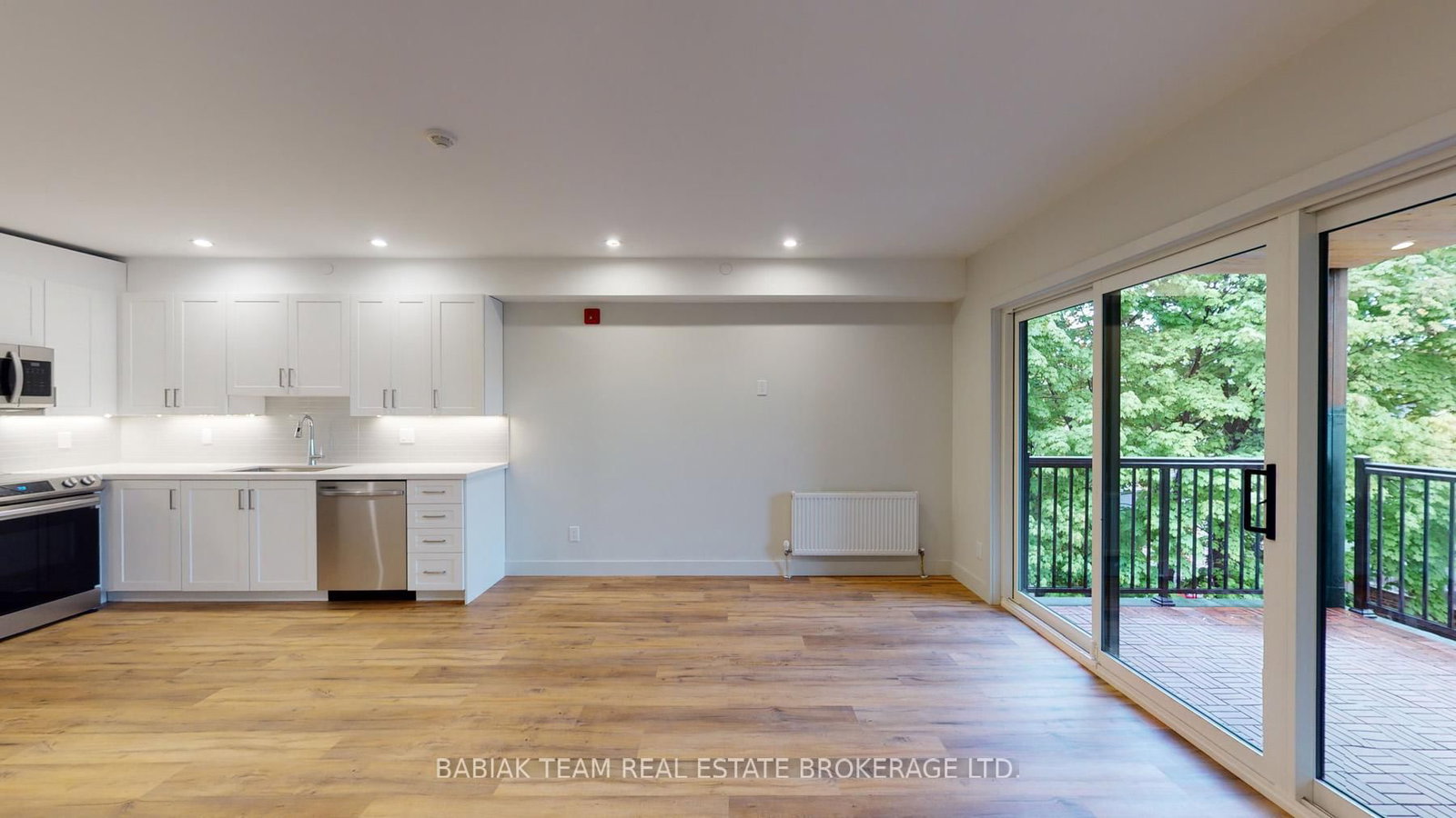 238 Jane Street, Unit 302 - Photo 2