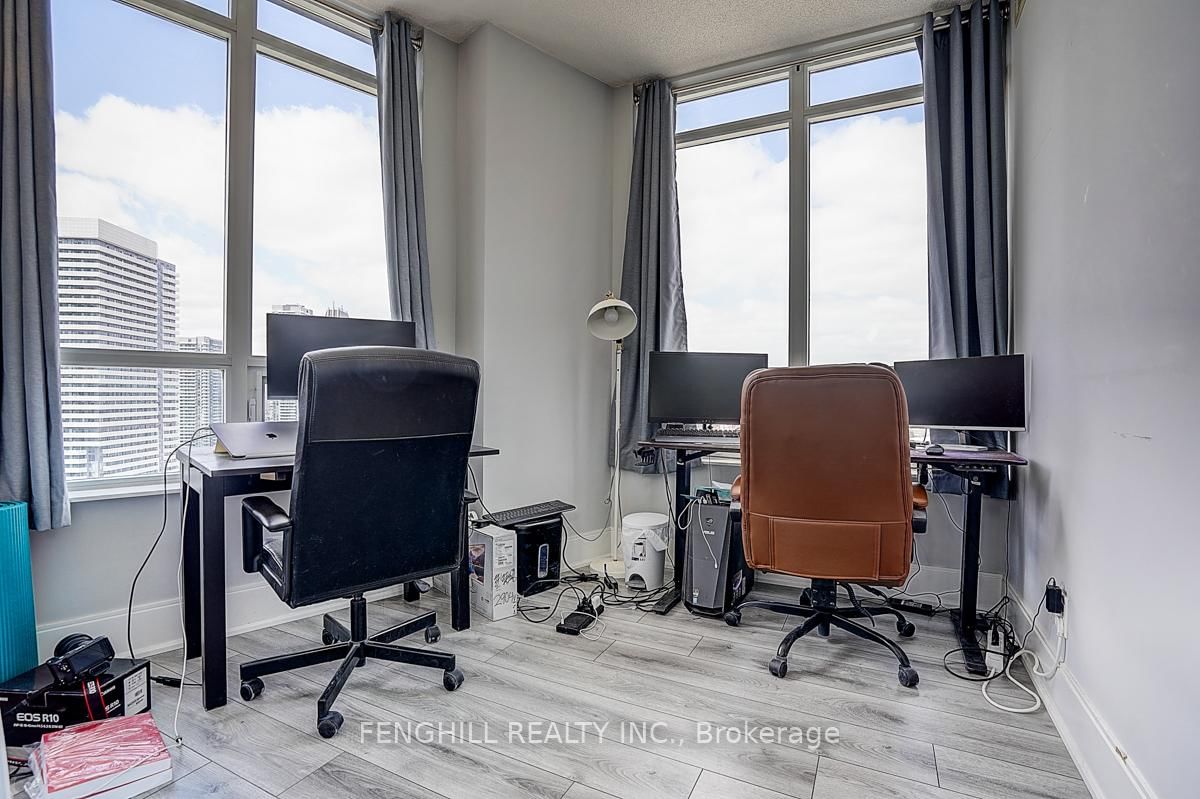 330 Burnhamthorpe Road W, Unit 2904 - Photo 15