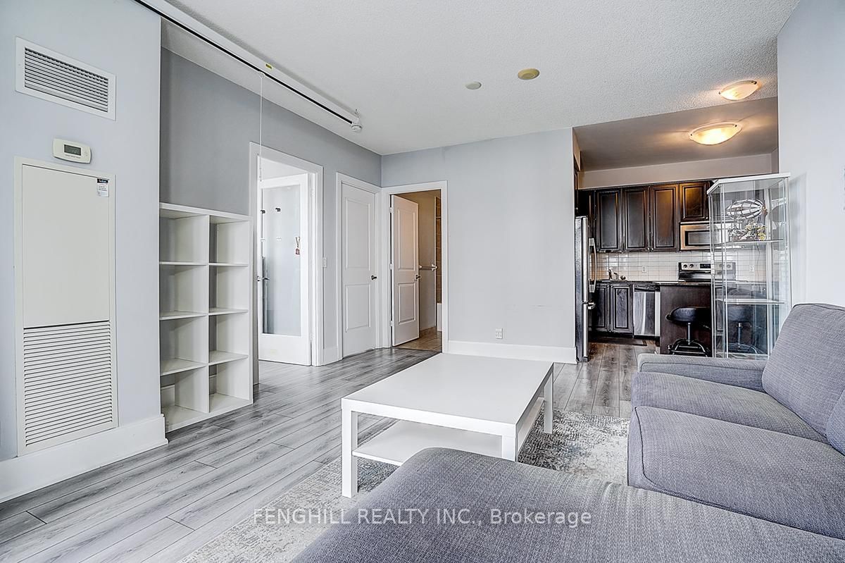 330 Burnhamthorpe Road W, Unit 2904 - Photo 7