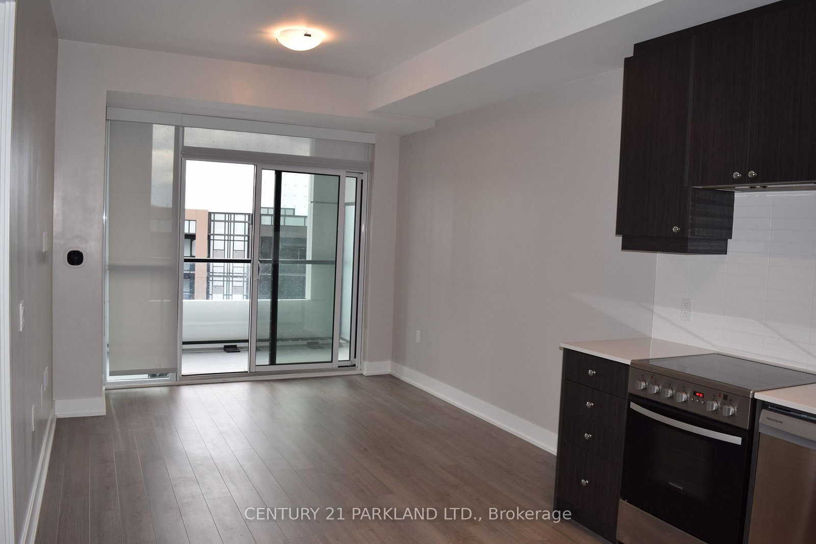 50 George Butchart Drive, Unit 411 - Photo 5