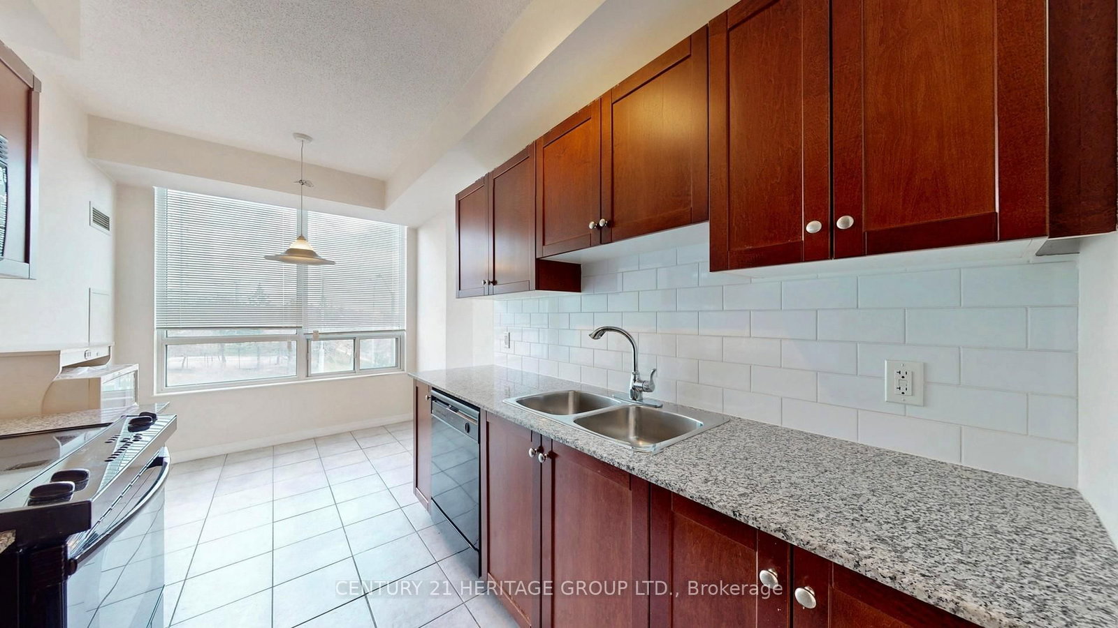 1359 Rathburn Road E, Unit 405 - Photo 13