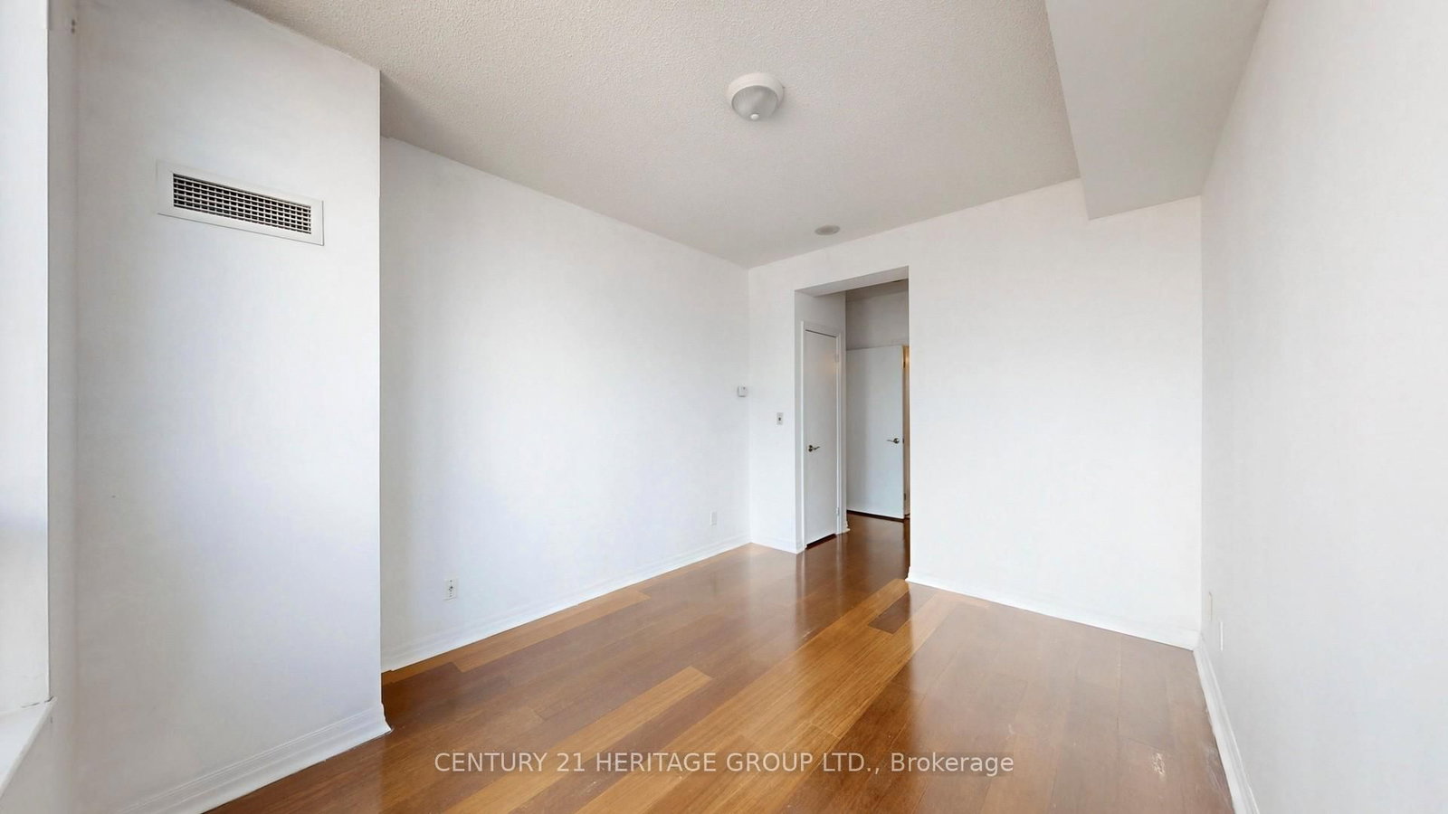 1359 Rathburn Road E, Unit 405 - Photo 20
