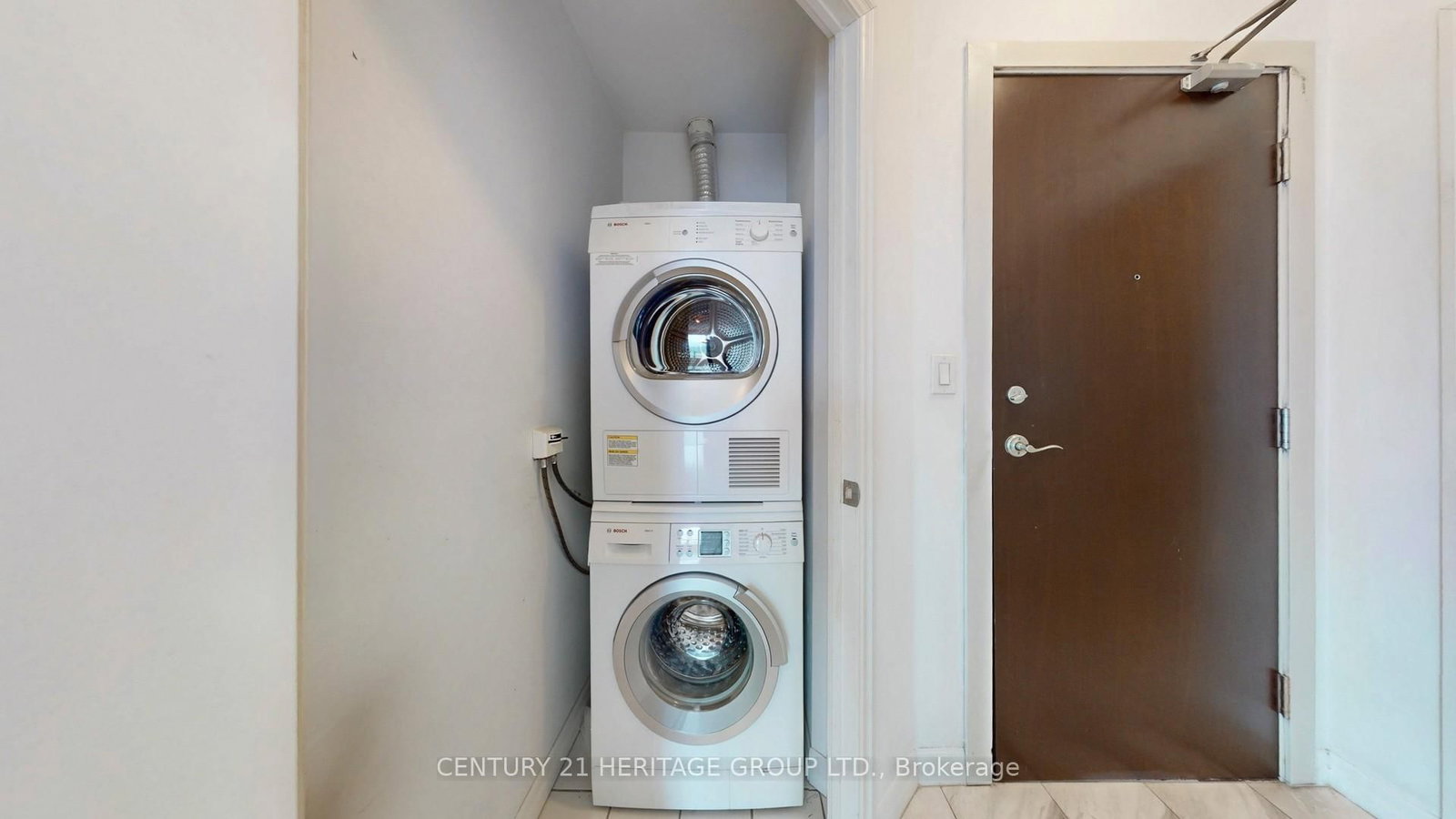 1359 Rathburn Road E, Unit 405 - Photo 29