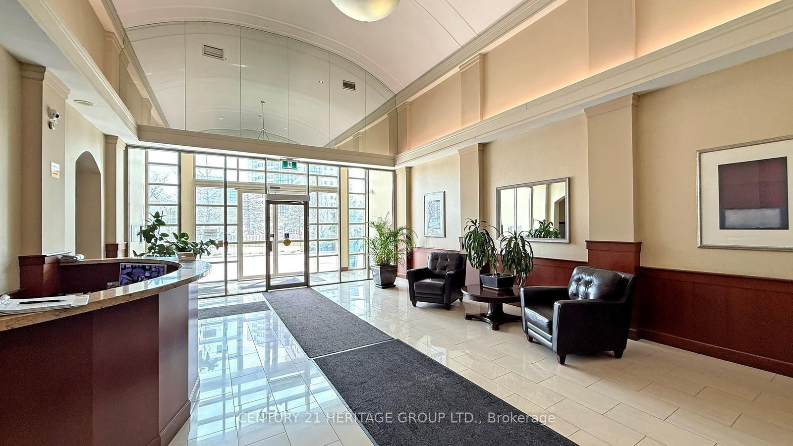 1359 Rathburn Road E, Unit 405 - Photo 5