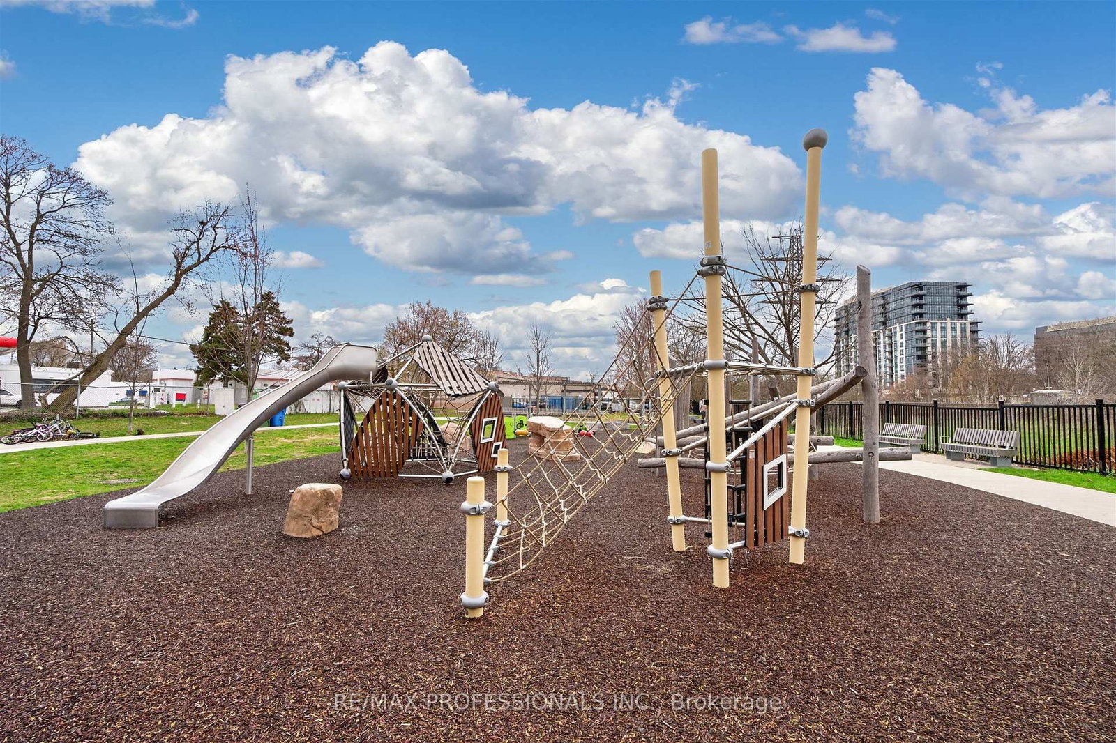 10 Brin Drive, Unit TH48 - Photo 23