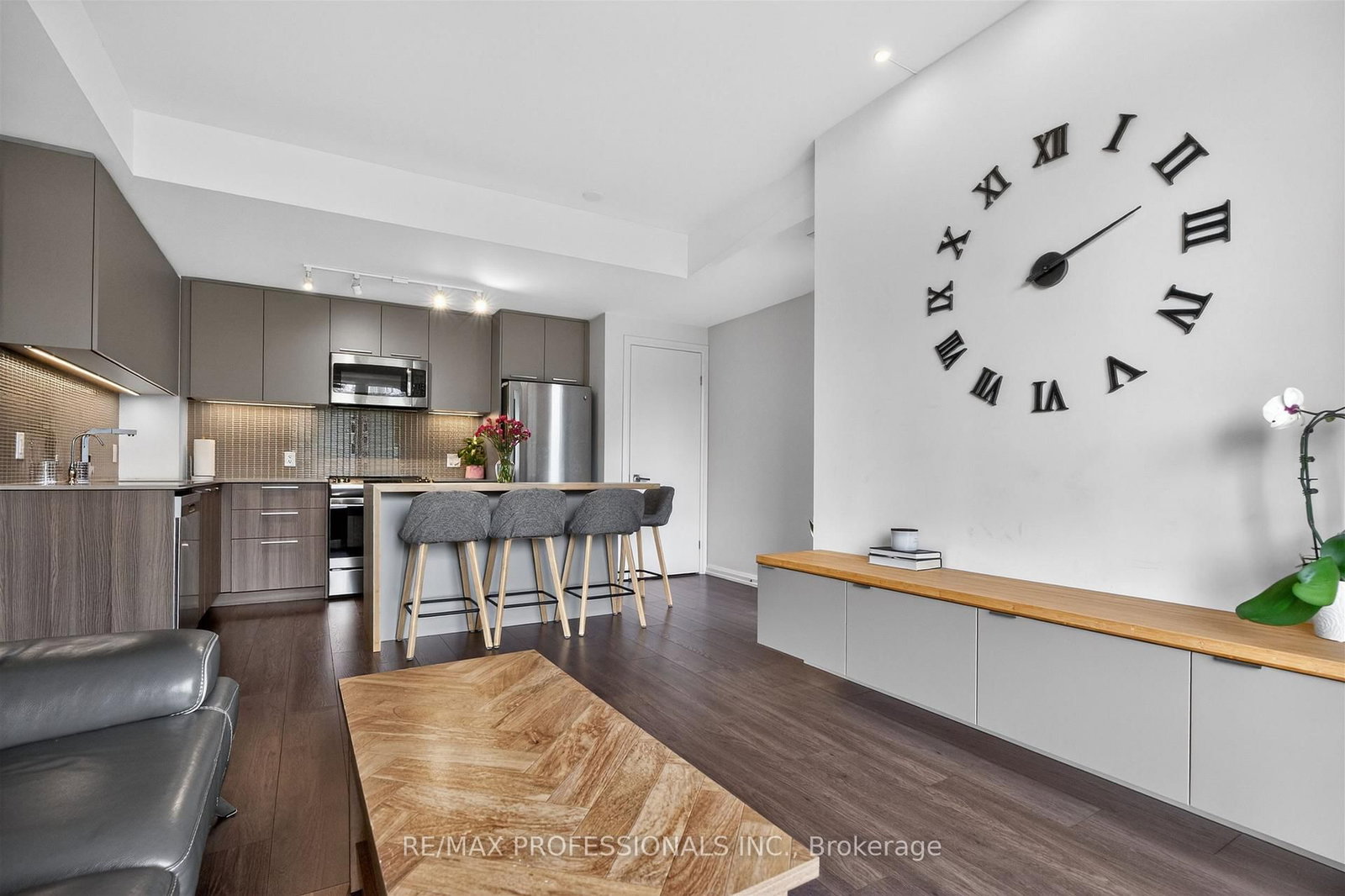 10 Brin Drive, Unit TH48 - Photo 6