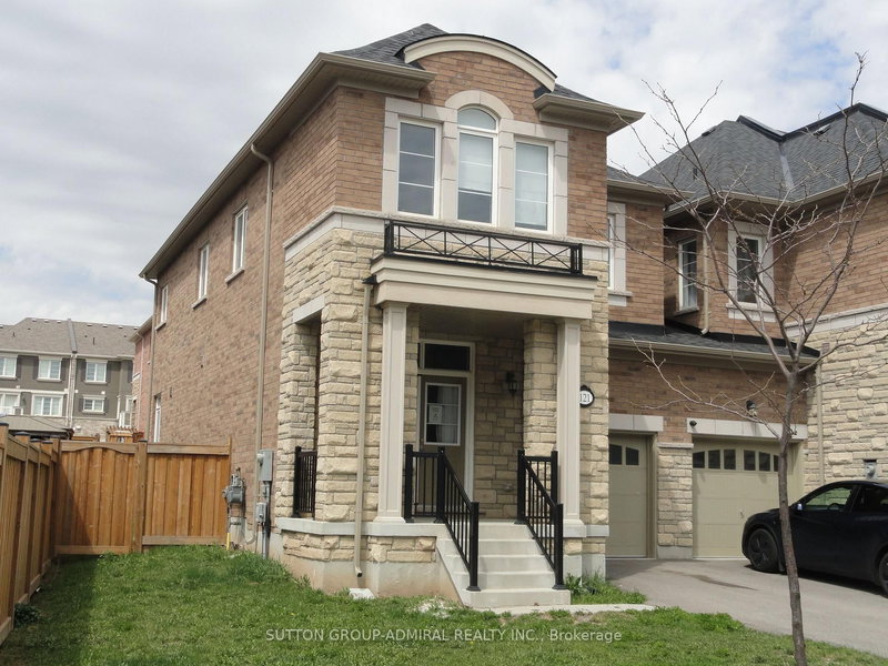 121 Marigold Gardens, Oakville, L6H 0X1 | Image 2
