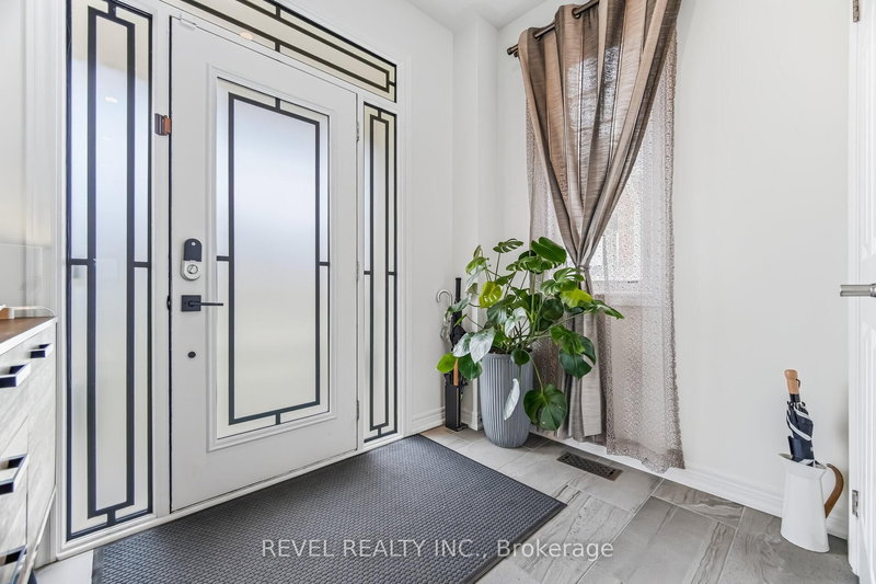 248 Sky Harbour Dr, Brampton, L6Y 2Z7 | Image 3