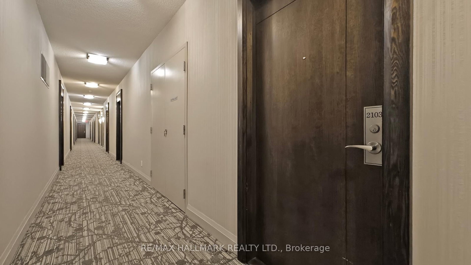 339 Rathburn Road W, Unit 2103 - Photo 20