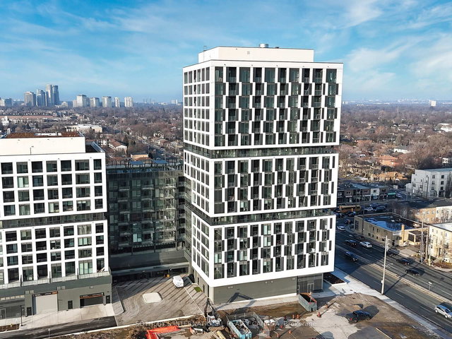 217 - 1007 The Queensway